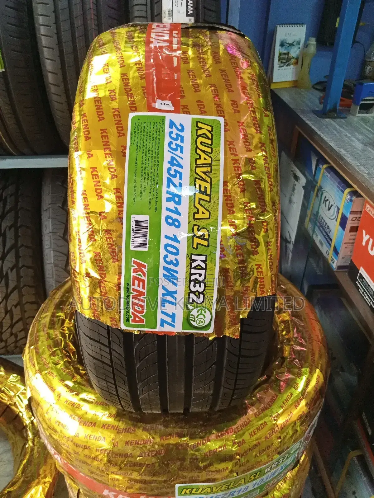 255/45r18 Kenda Tyre