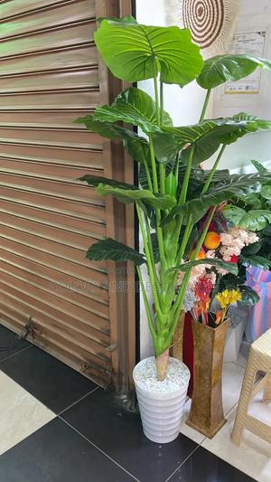 1.6m Plant Artificial, Plastic Vase and Pebble Stones - thumbnail 2