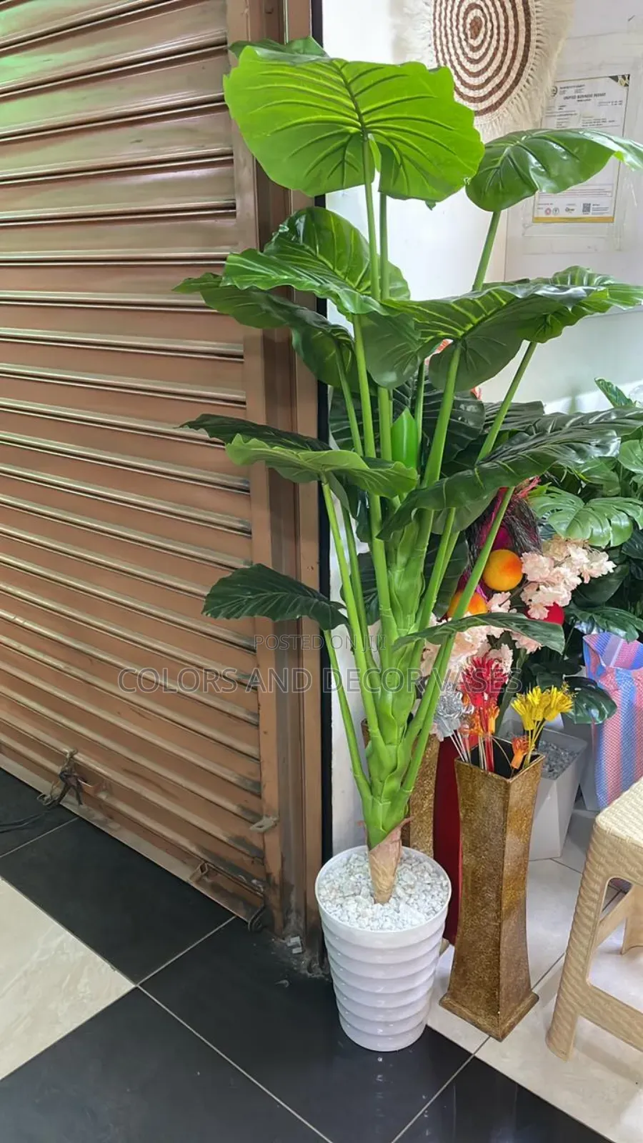 1.6m Plant Artificial, Plastic Vase and Pebble Stones