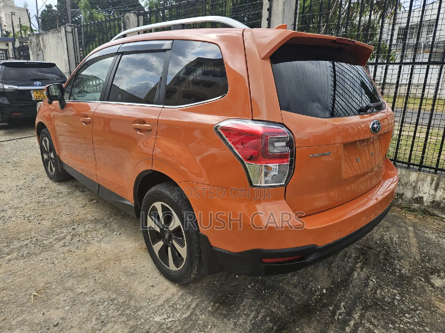 Subaru Forester 2017 Orange