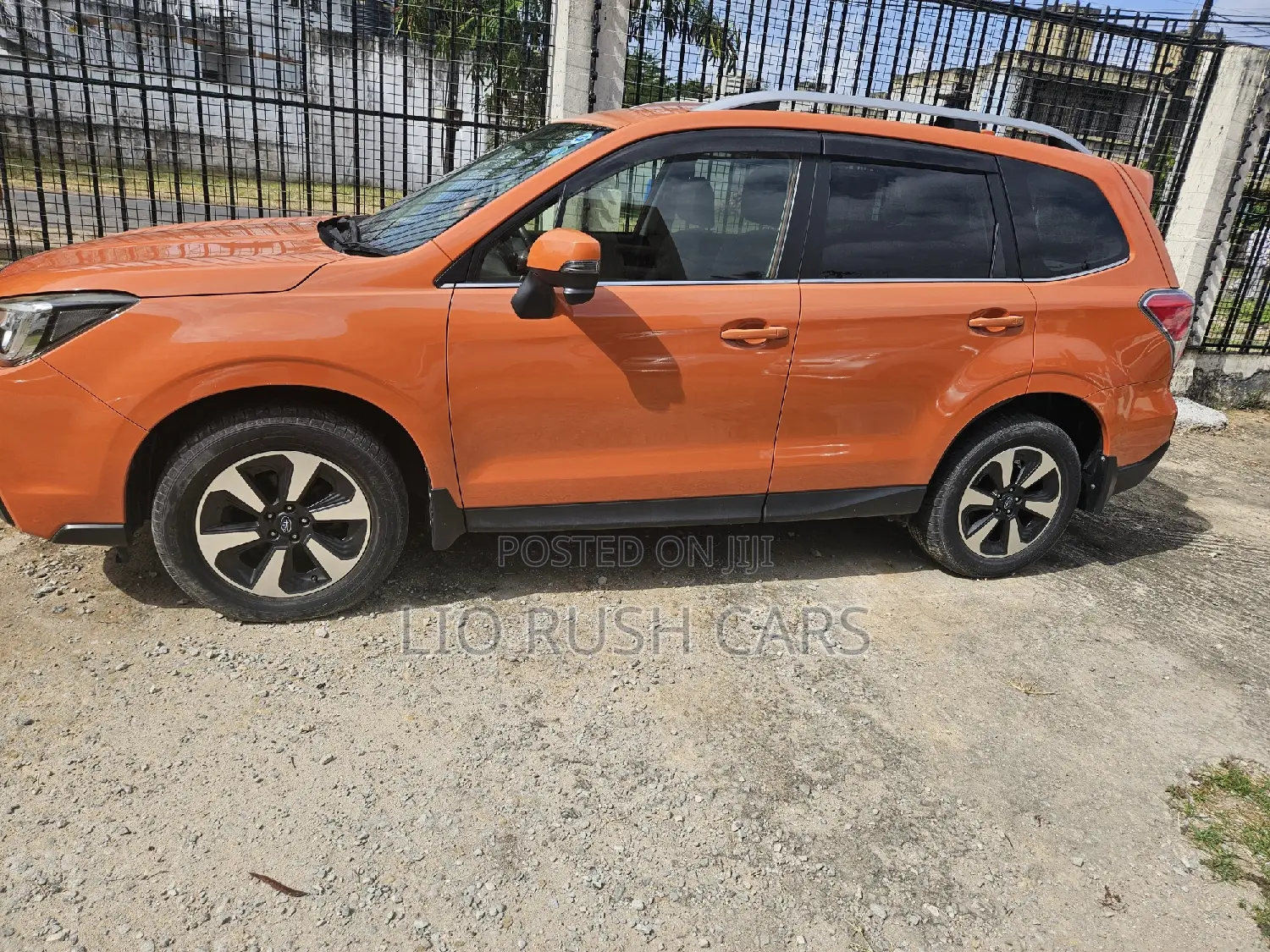 Subaru Forester 2017 Orange