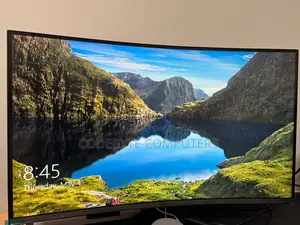 Samsung U32R590 32" UHD Curved*Samsung U32R590 "Monitor