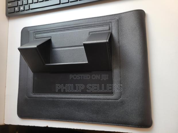 3 in 1 Laptop Sleeve With a Kick Stand - thumbnail 3