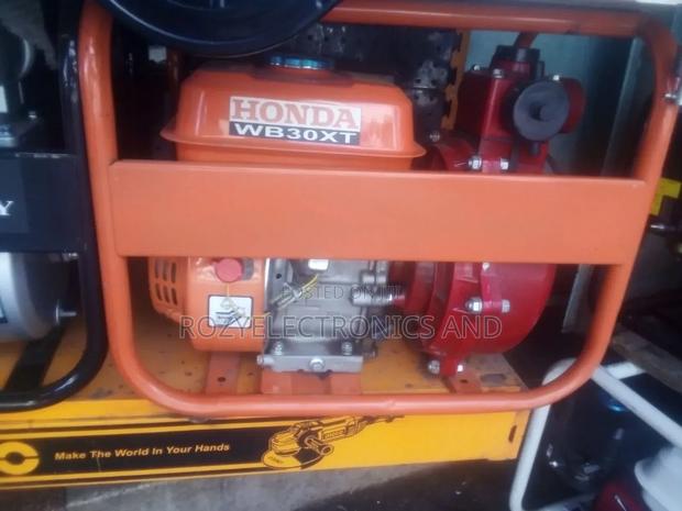 Honda Generator Machine - main view