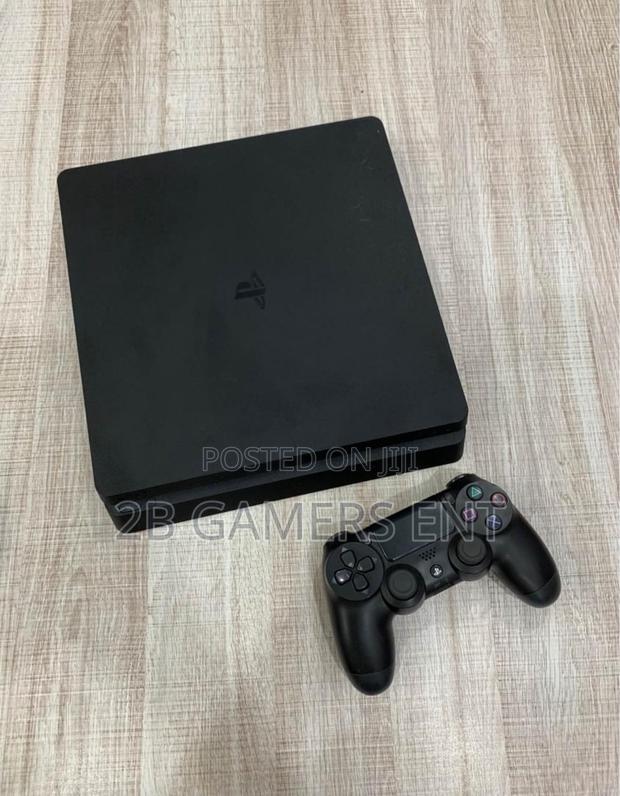 Ps4 Slim, 10 Free Digital Games