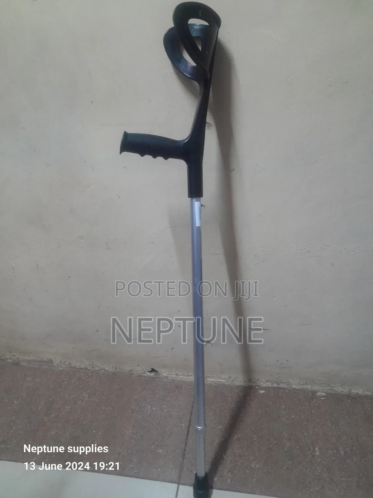 Open Arm Elbow Crutch
