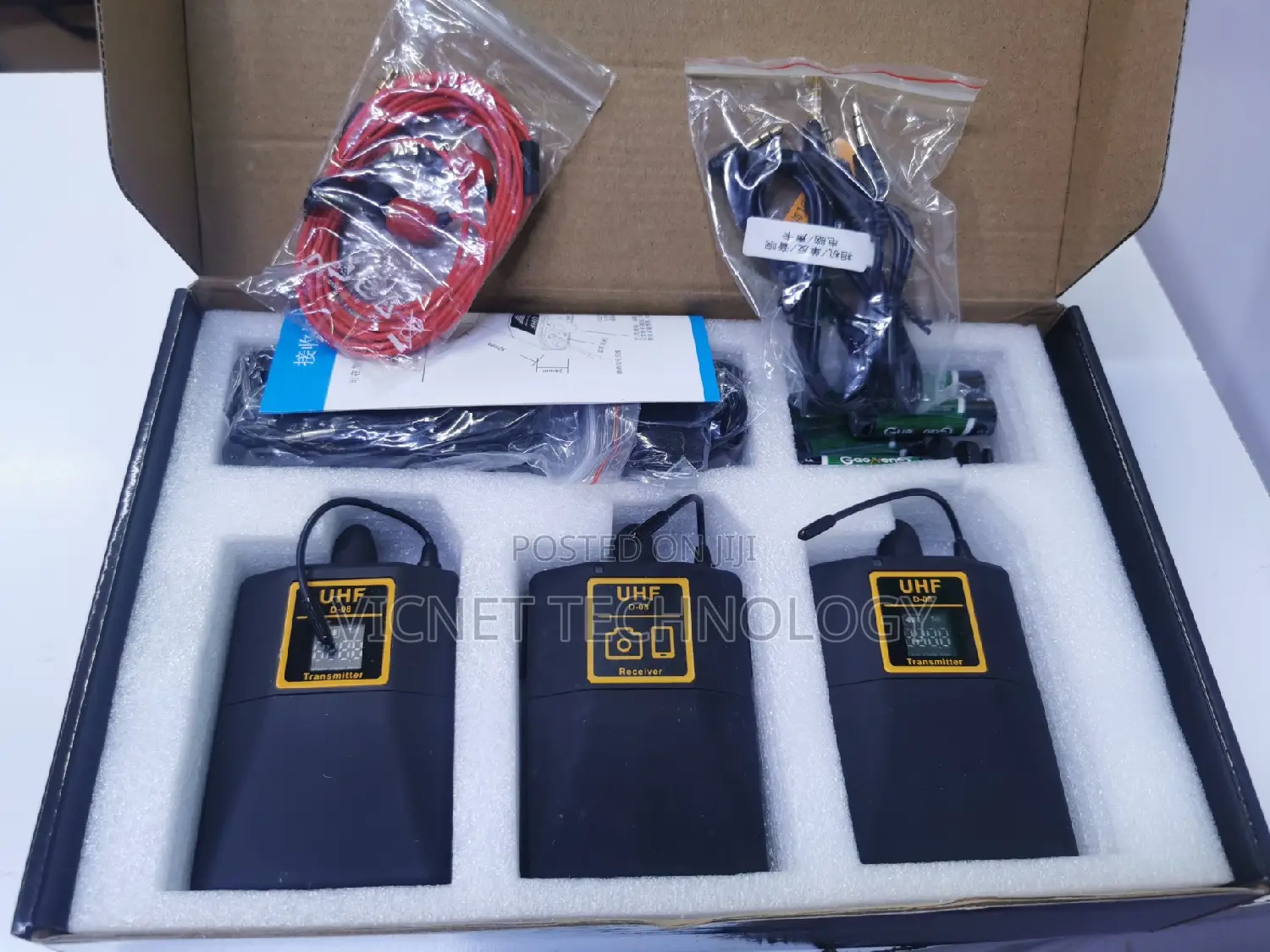Uhf Dual Wireless Lavlier Microphone for Interview and Vlog