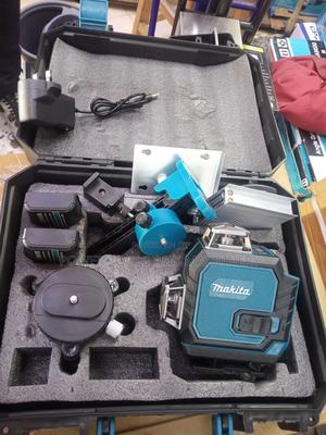 Makita 16lines Laser Level - thumbnail 2