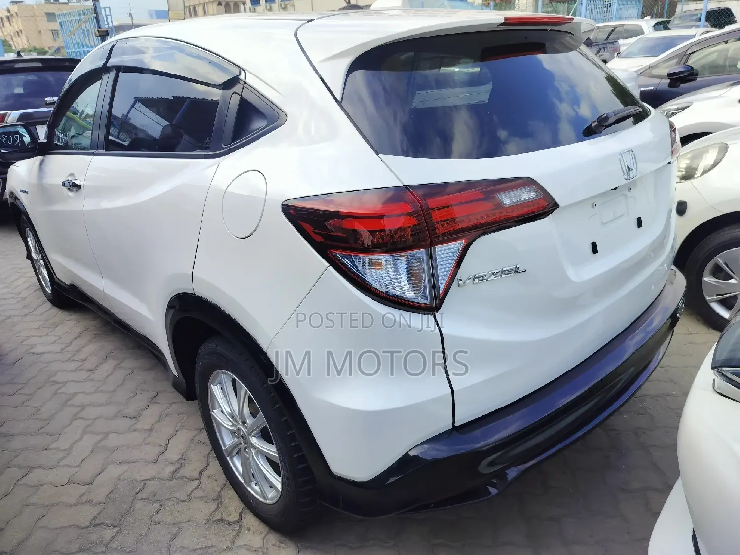 Honda Vezel 2017 White
