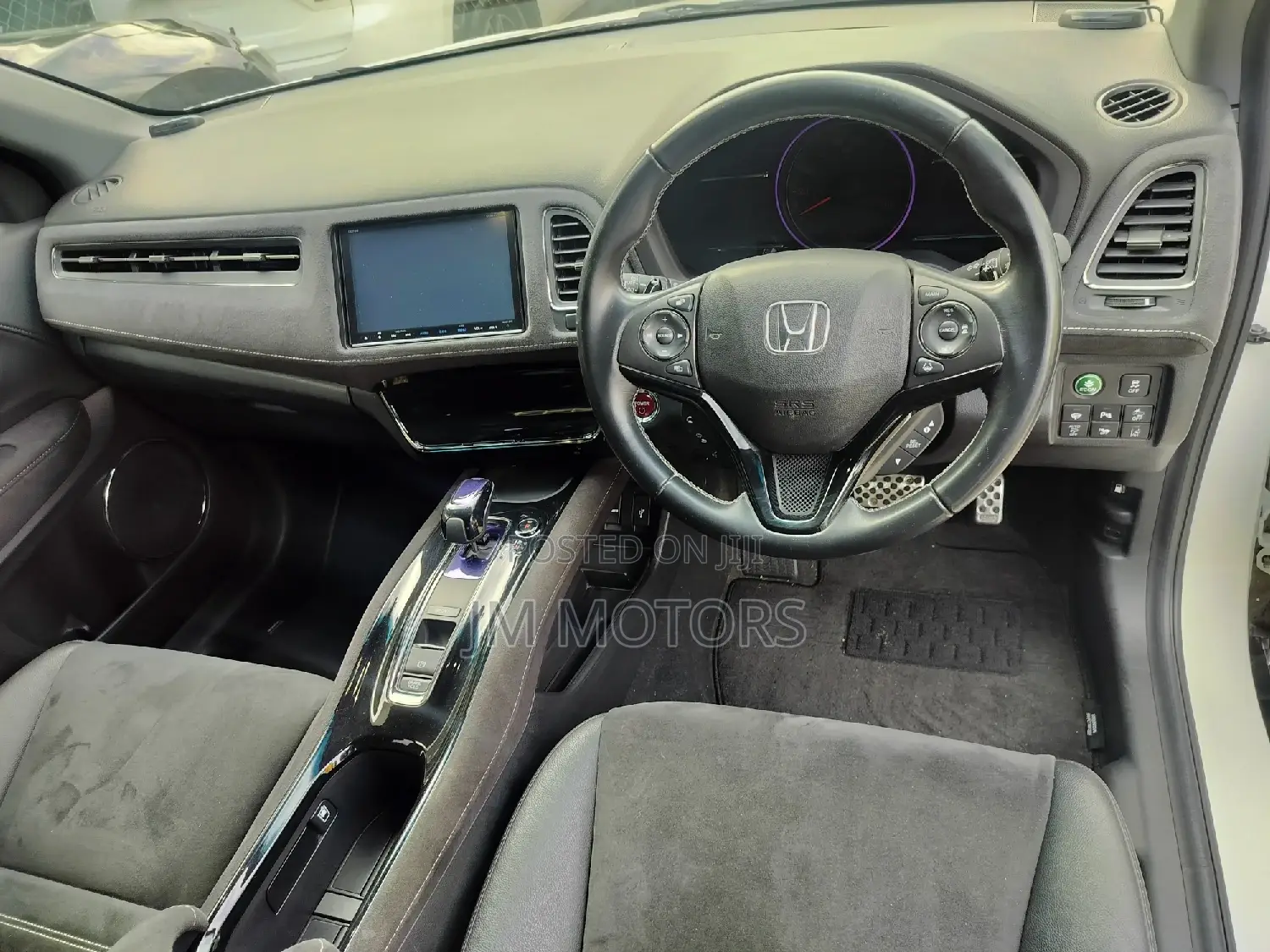 Honda Vezel 2017 White