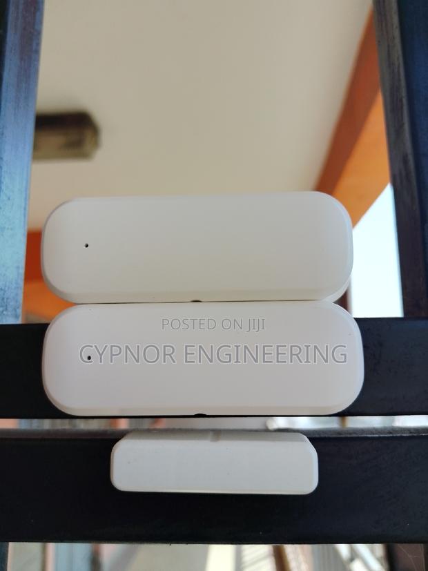 Door Sensor Sneds Mobile App Notifications - main view