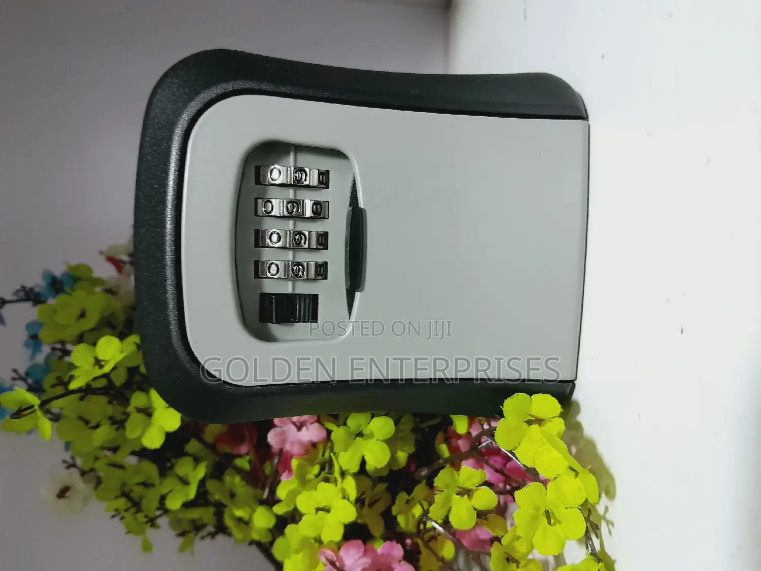 Airbnb Weatherproof Wall Mounted Key Storage Lock Box