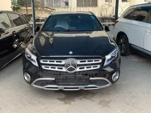 Mercedes-Benz GLA-Class 2017 Black