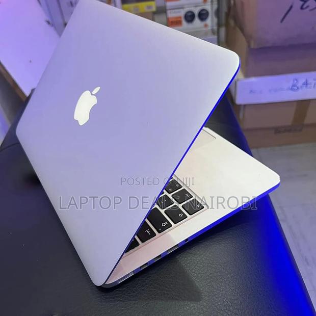 Laptop Apple MacBook Pro 8GB Intel Core I5 SSD 256GB - thumbnail 3
