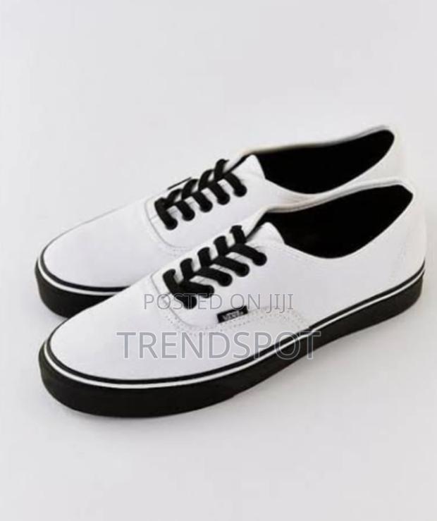 Designer Vans Off the Wall Sneakers - thumbnail 2