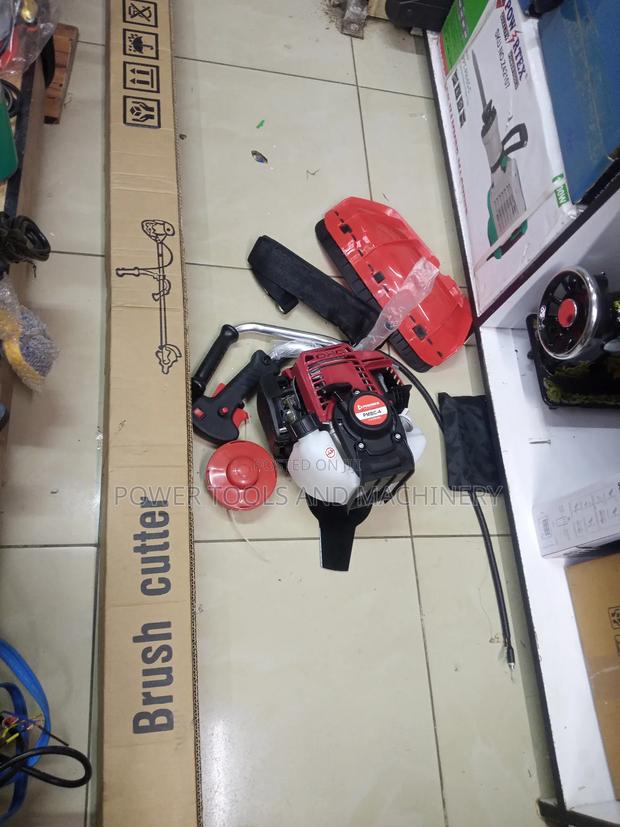 Advanced 4 Stroke Premier Brush Cutter