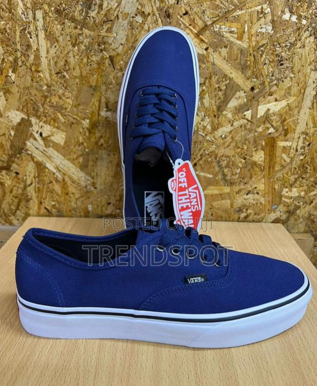 Designer Vans Off the Wall Sneakers - thumbnail 2