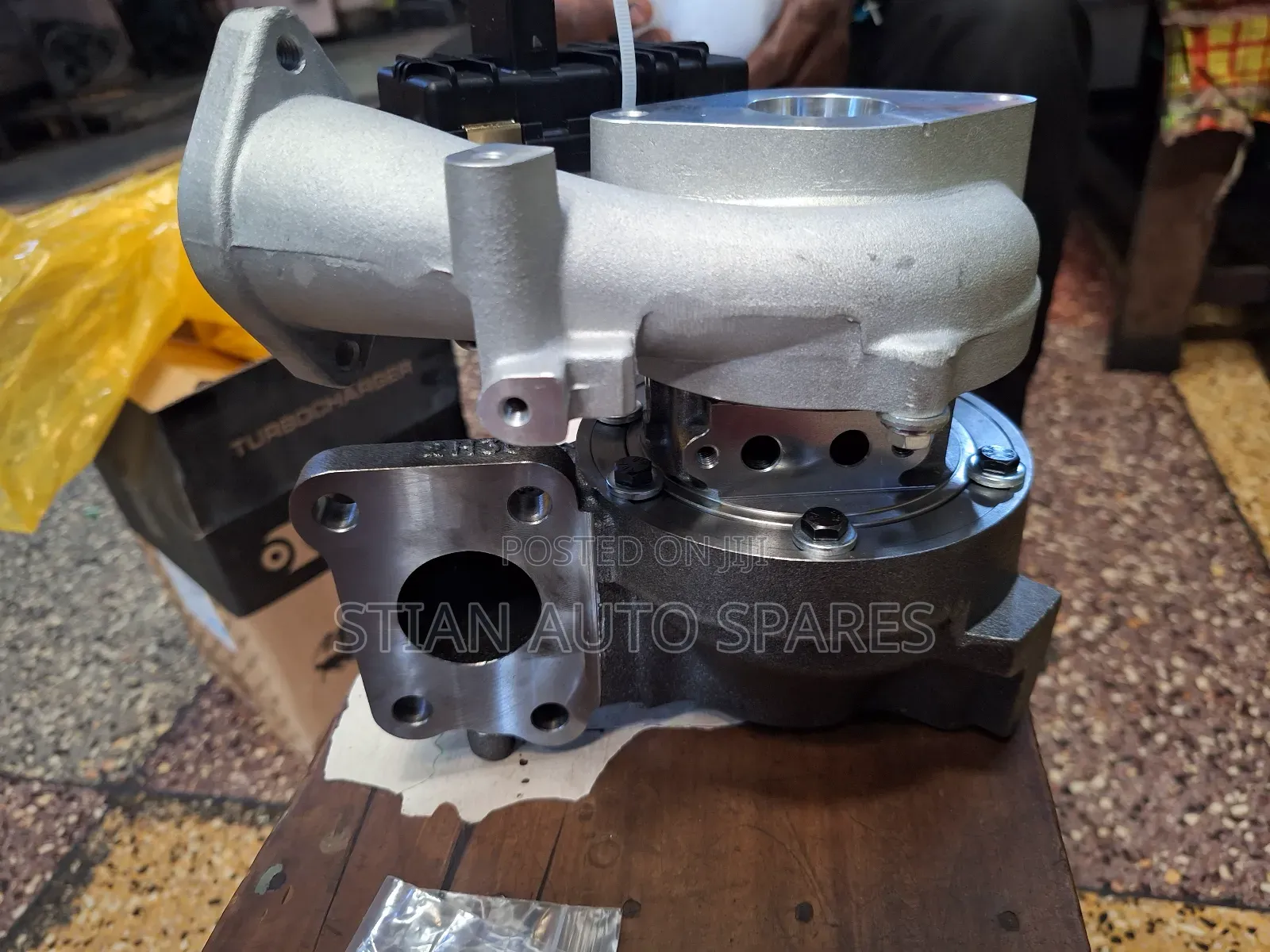 Nv 350 Caravan 4×3 Turbocharger Yd25