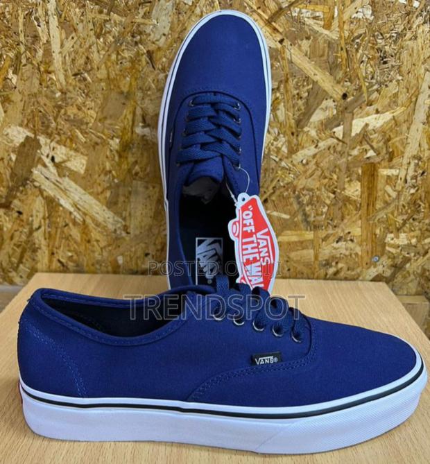 Designer Vans Off the Wall Sneakers - thumbnail 2