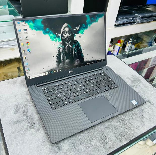 Laptop Dell Precision 5530 16GB Intel Core I7 SSD 512GB