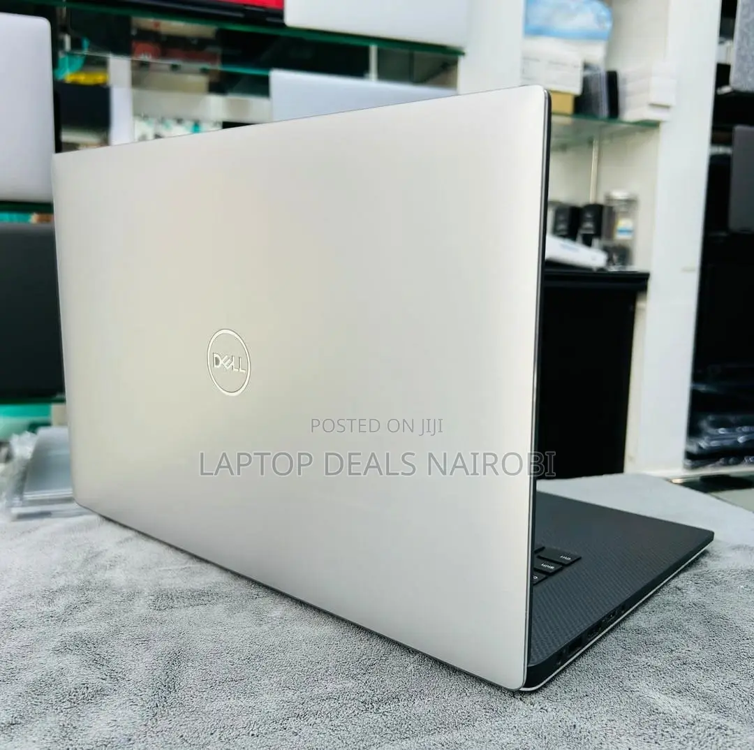 Laptop Dell Precision 5530 16GB Intel Core I7 SSD 512GB