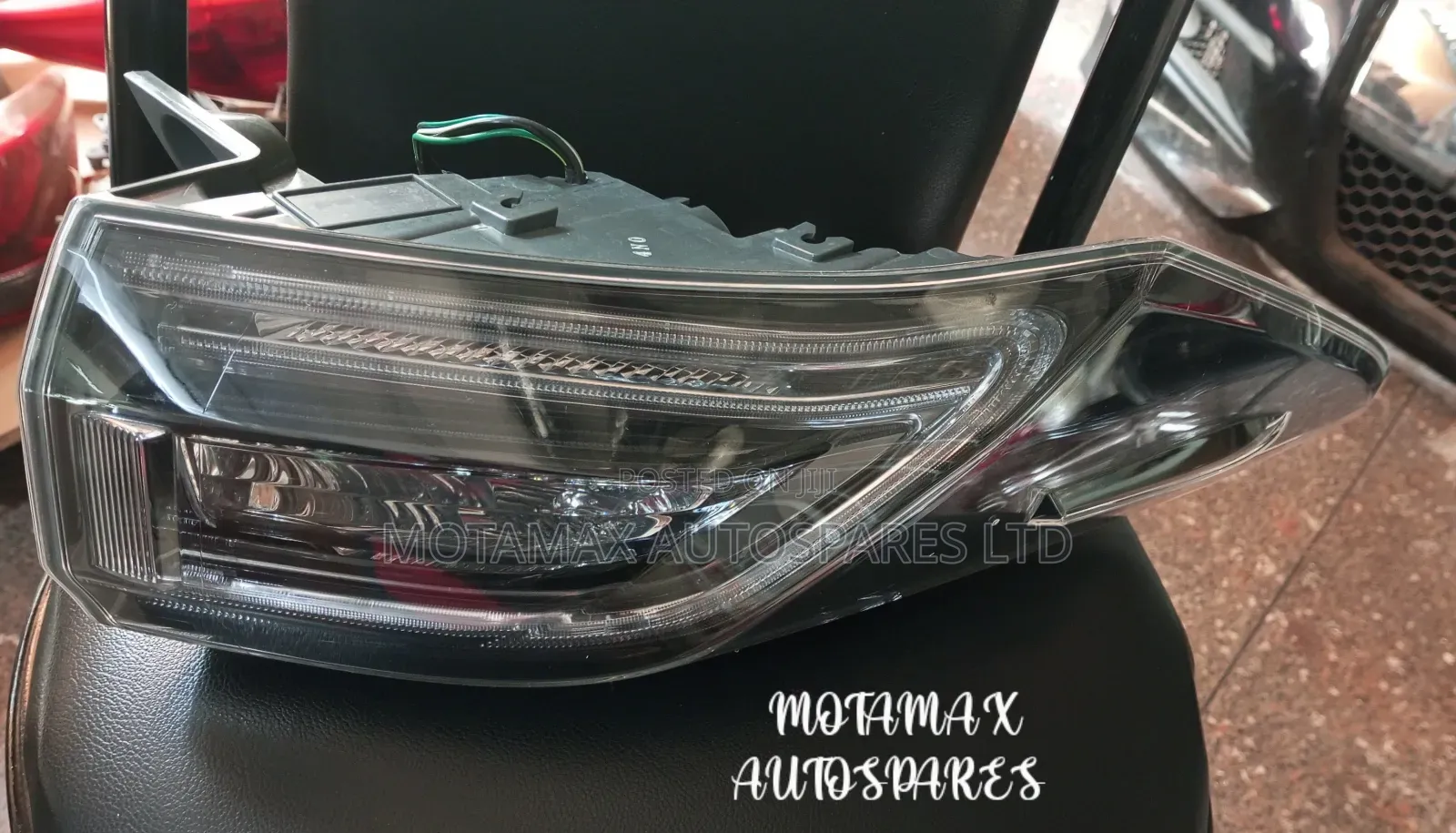 Toyota Harrier New Shape Tail Light