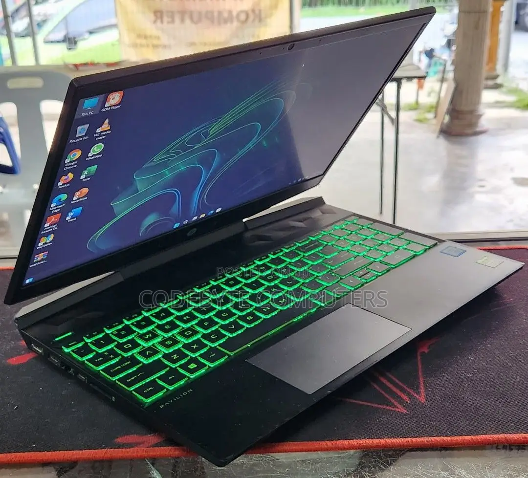 New Laptop HP Pavilion 15 8GB Intel Core I7 HDD+SSD 256GB