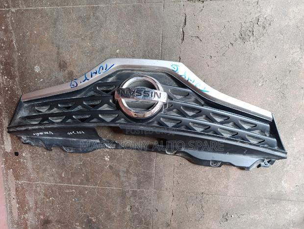 Nv 200 Grill 2010 - main view