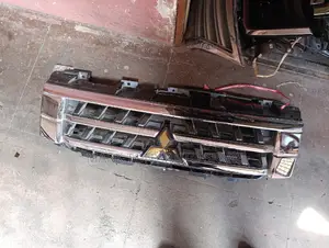 Pajero 2013 Grill