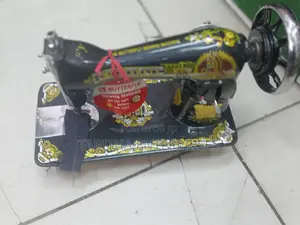 Domestic Sewing Machine /Butterfly Sewing Machine