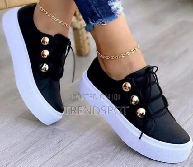 Button Sneakers Colours Sizes - thumbnail 3