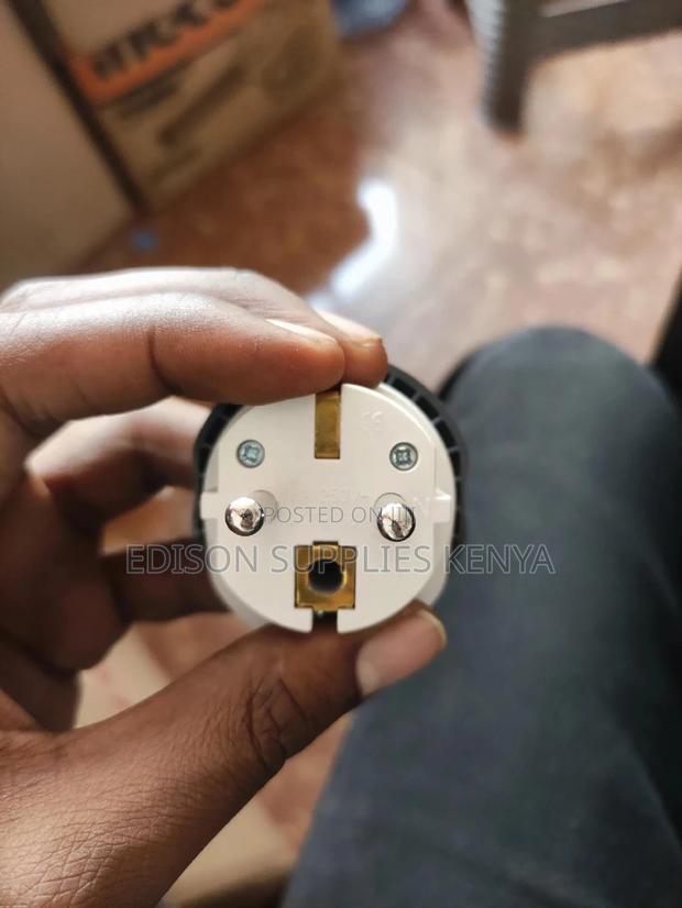 Multiplug Adapter Universal Travel Adapter Extension Plug - thumbnail 3