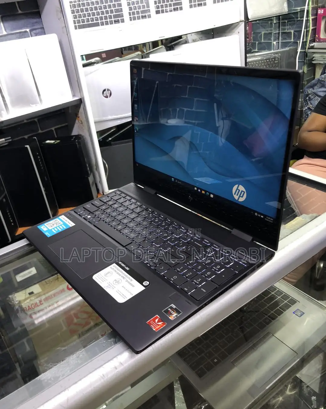 Laptop HP Envy 15 8GB AMD Ryzen 5 HDD 500GB