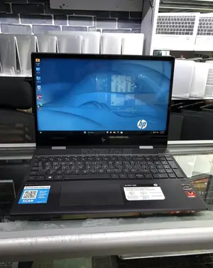 Laptop HP Envy 15 8GB AMD Ryzen 5 HDD 500GB