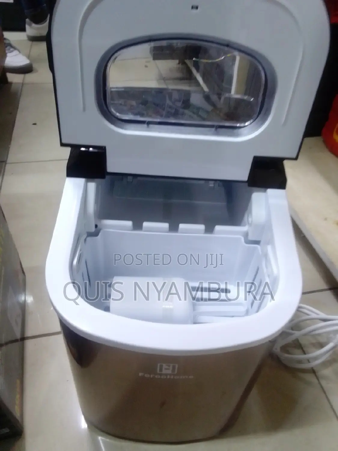 Ice Cube, Ice Maker Machine.