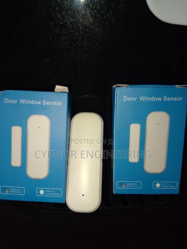 Real Time Tuya App Door Sensor Updates - main view