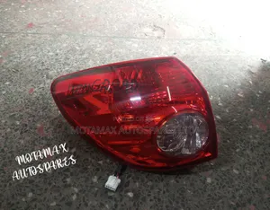 Nissan Wingroad Y12 Tail Light