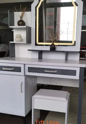 Classic Executive Dressing Mirror