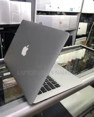 Laptop Apple MacBook Air 8GB Intel Core I5 SSD 256GB