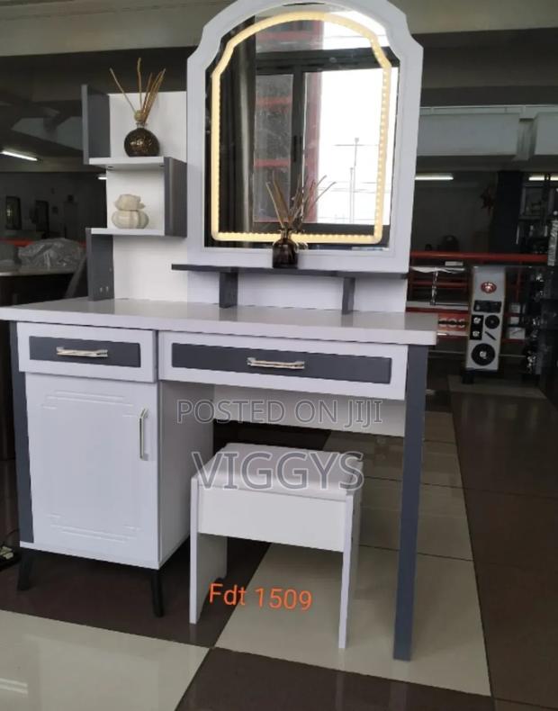 Executive Dressing Mirror