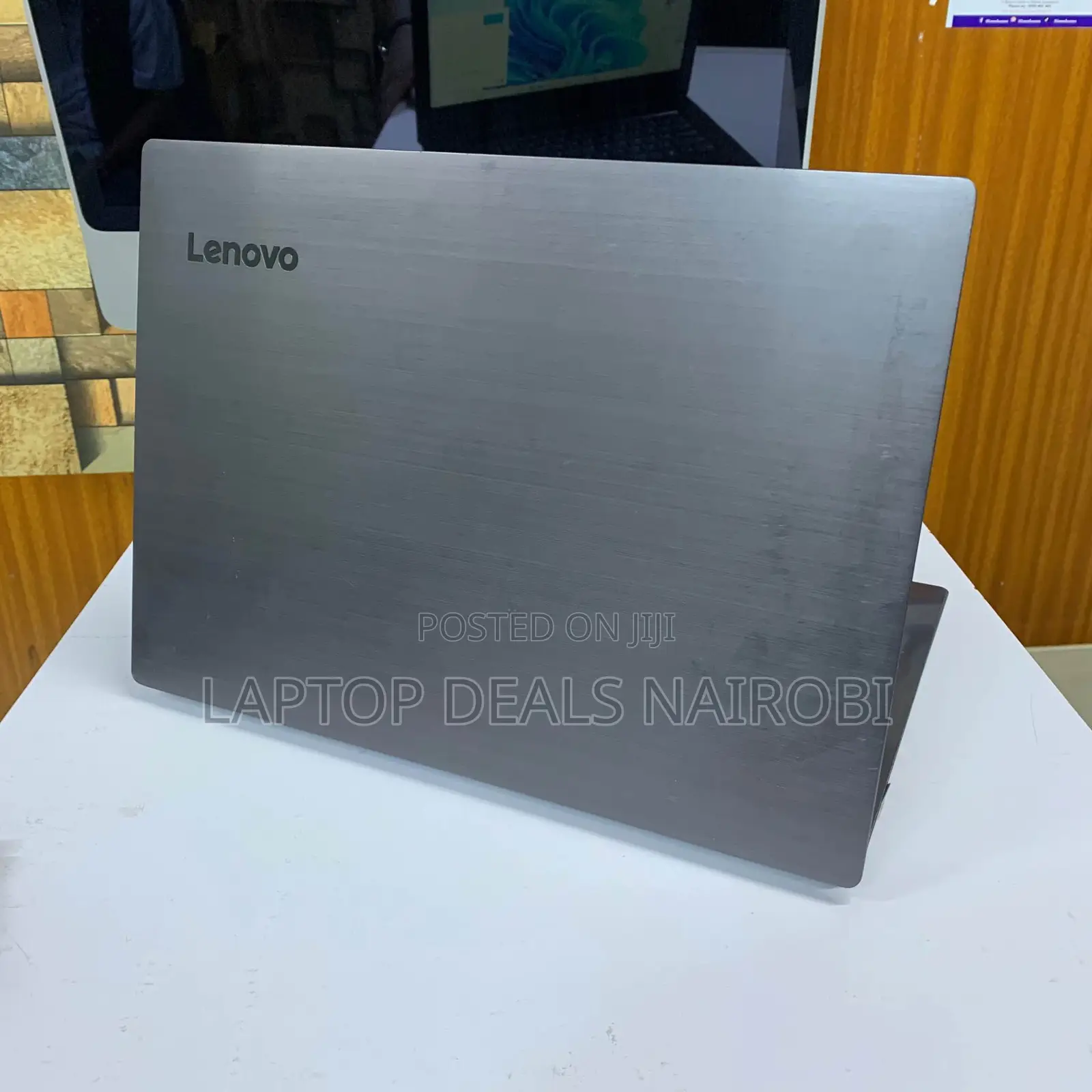 Laptop Lenovo V330 8GB Intel Core I5 SSD 256GB