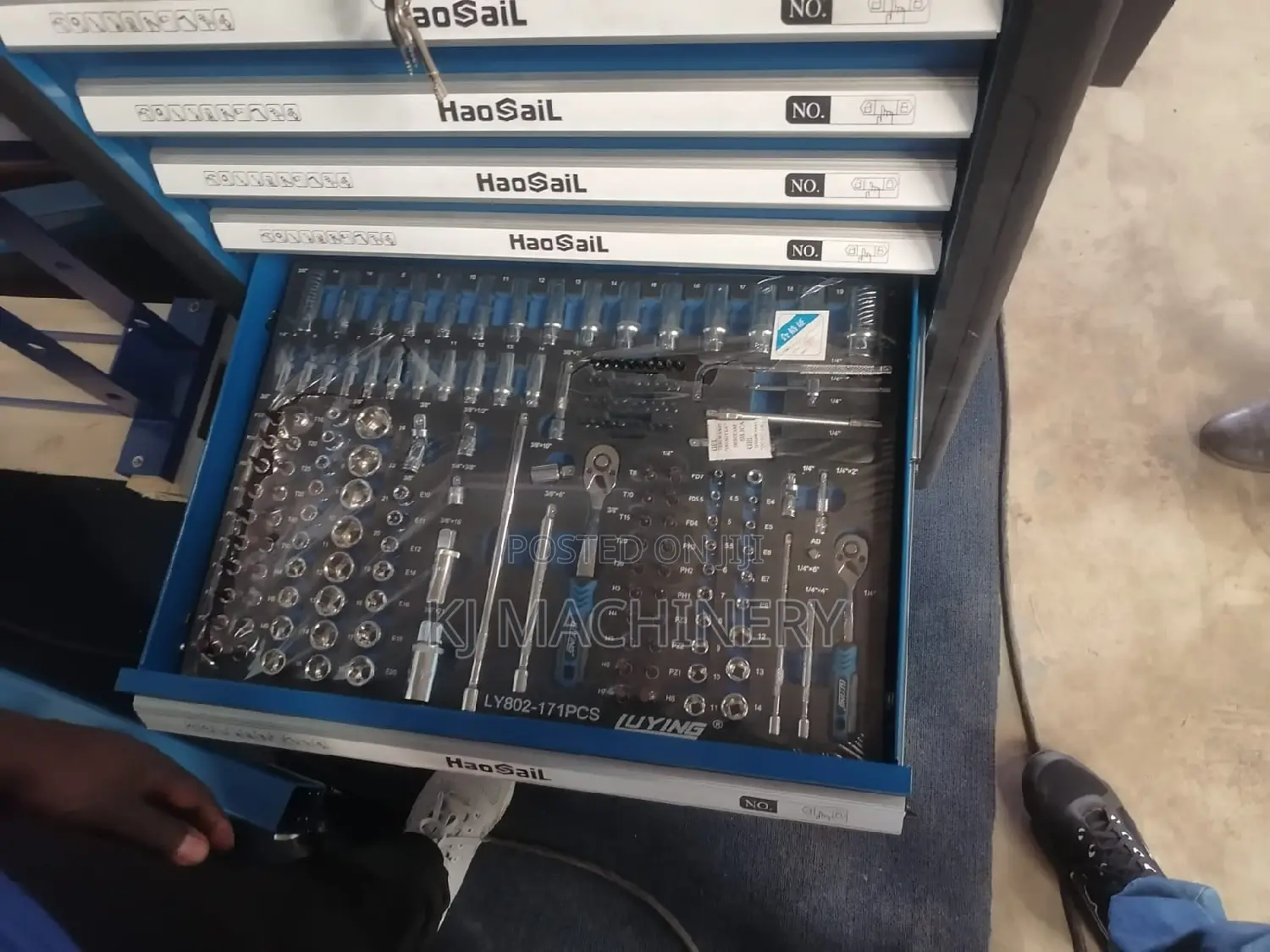 Tool Box With 353 PCS Tools in Stock