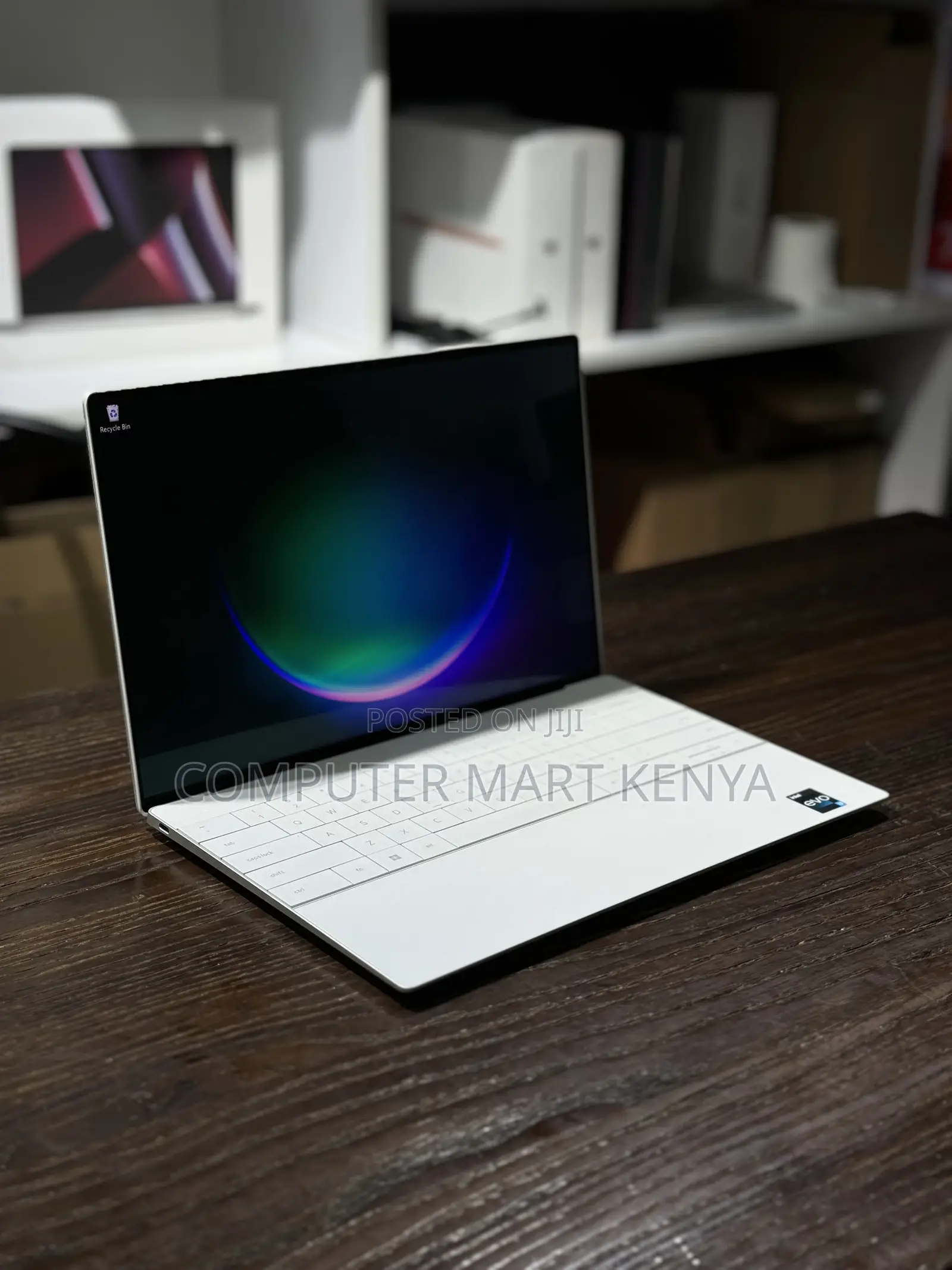 New Laptop Dell XPS 13 9320 16GB Intel Core I7 SSD 512GB