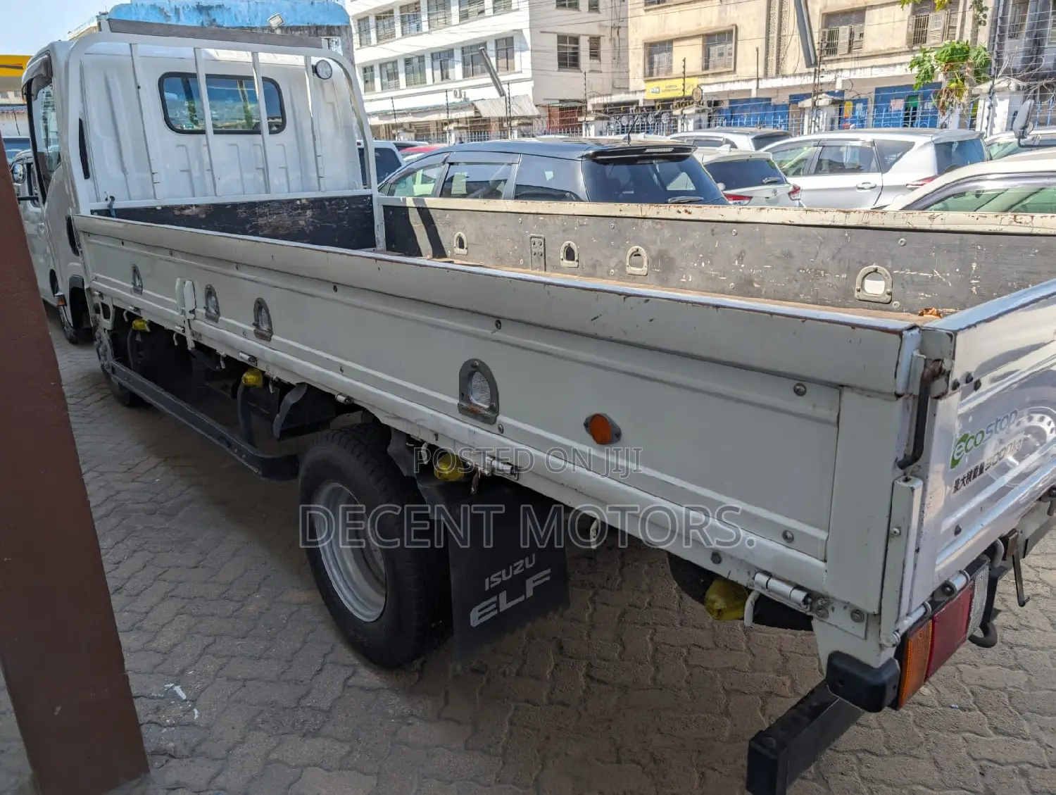 Isuzu ELF Truck 2018 White
