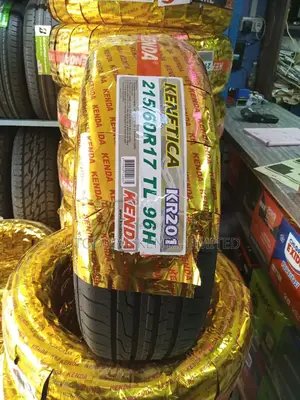 215/60r17 Kenda Kenetica Tyre
