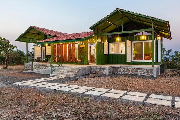 Shipping Container Custom Farmhouse - main view