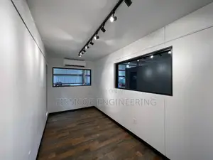 40ft Shipping Container Showroom - Ideal for Displaying Prod