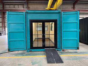 40' Shipping Container Open Showroom - thumbnail 2