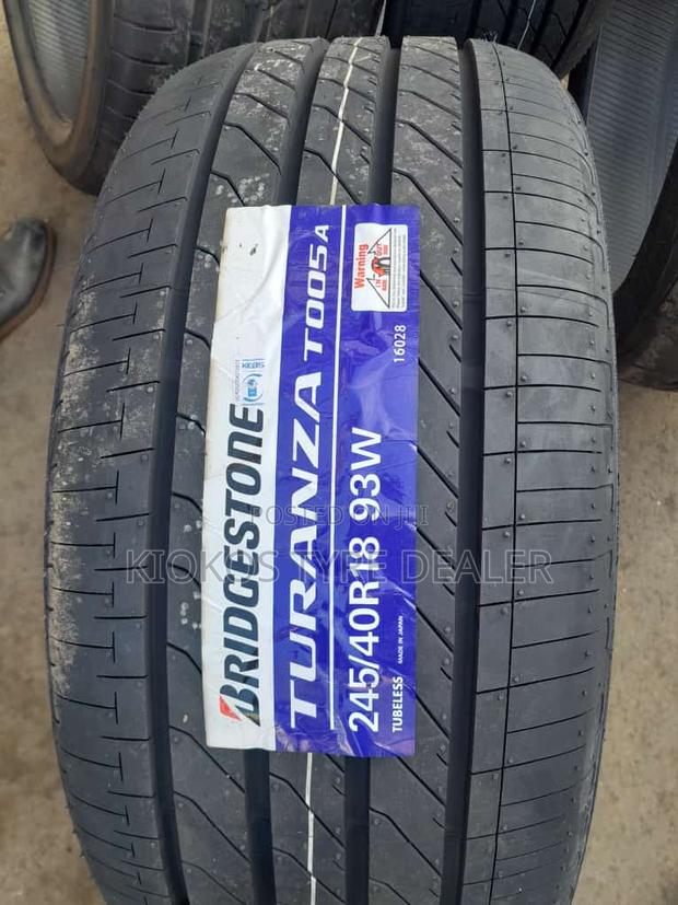 245/40r18 Bridgestone - main view