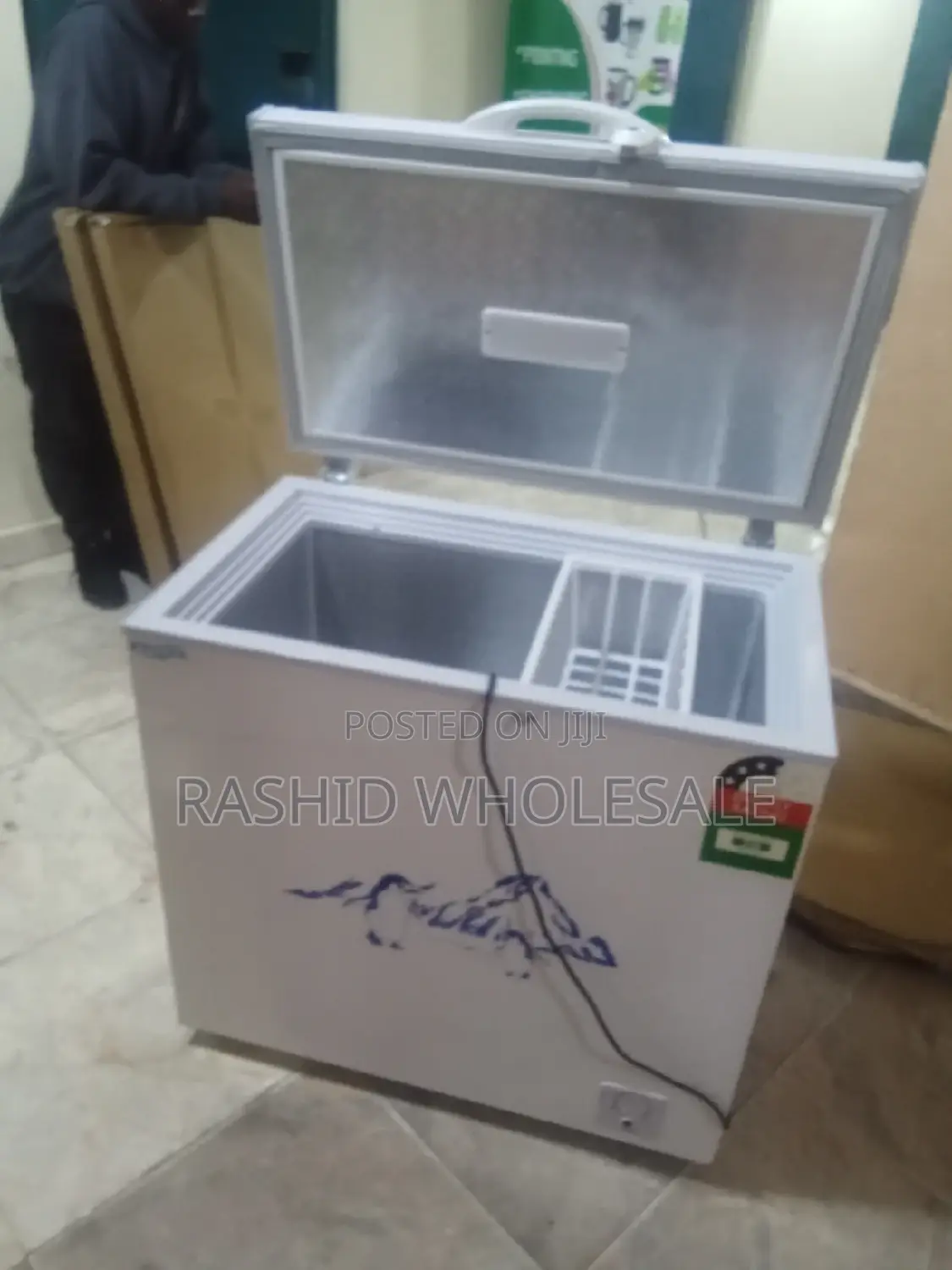 Commercial Freezer 169l